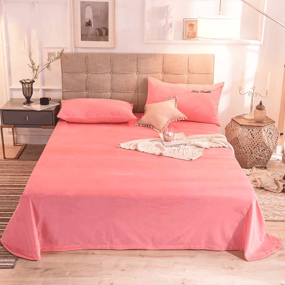 Velvet Bed sheet with 2 pillow covers-Pink